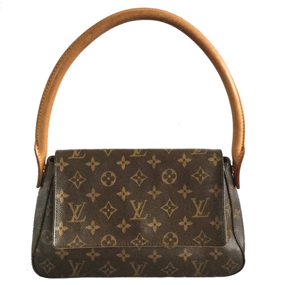 Louis Vuitton Handbags - JUST IN Louis Vuitton Looping PM Bag